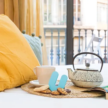 U-nique Balmes Apartment